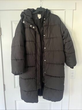 H&M Women's Long Puffer Coat - Black